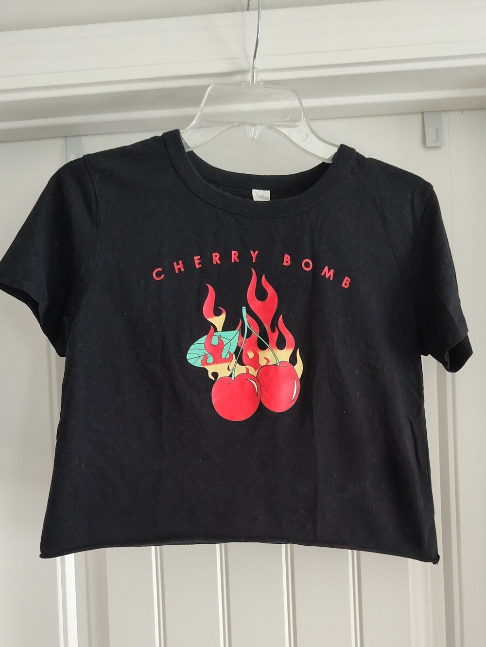 Black 'Cherry Bomb' Graphic Crop Tee Size M